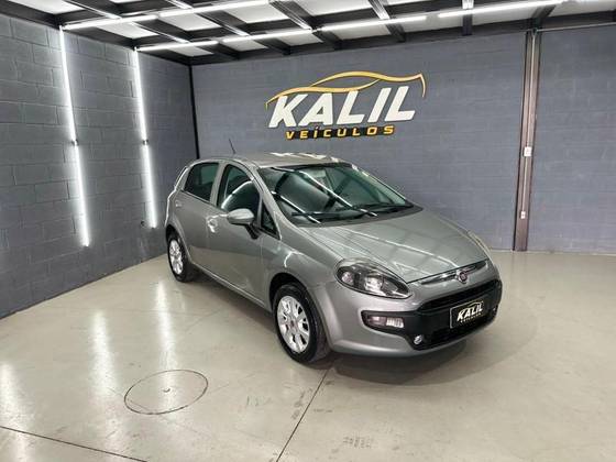 FIAT PUNTO 1.4 ATTRACTIVE 8V FLEX 4P MANUAL FIAT PUNTO 1.4 ATTRACTIVE 8V FLEX 4P MANUAL